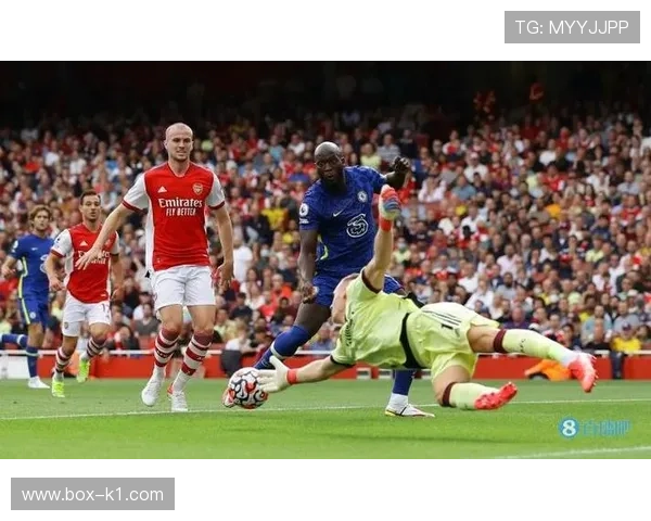 吉鲁与卢卡库射门点位偏移及单点驱动差异解析