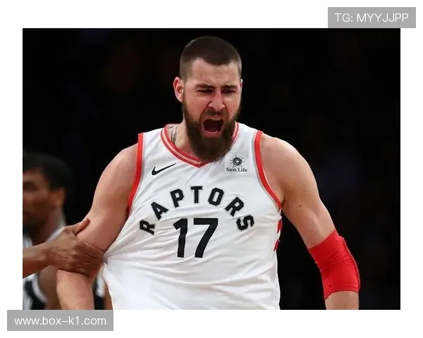 米切尔挡拆突破解位 更胜上季持续高效