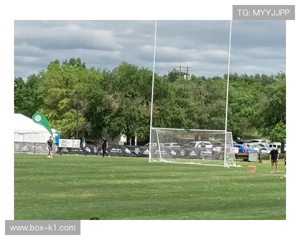 换人次数规则解读：比赛中允许多少次换人及生效条件