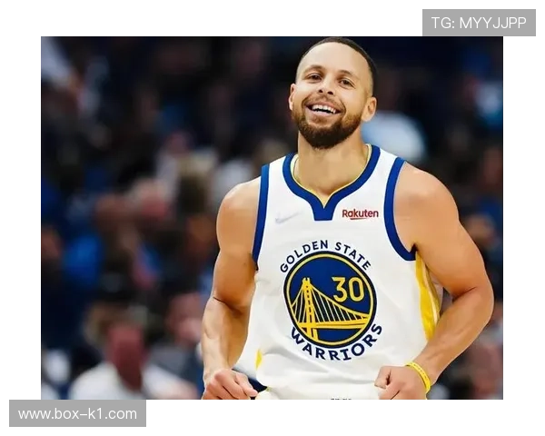 米德尔顿无球跑位比库里更高效，减轻字母哥单打负担